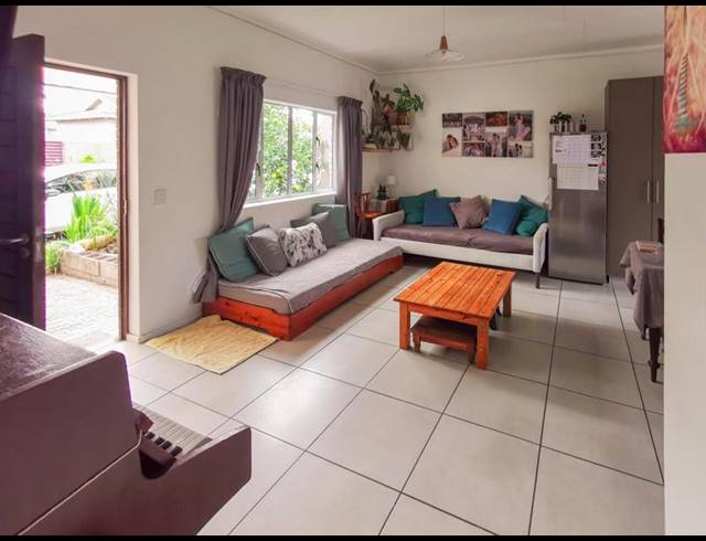 3 BEDROOM HOUSE FOR SALE IN MOOIKLOOF COUNTRY ESTATE
